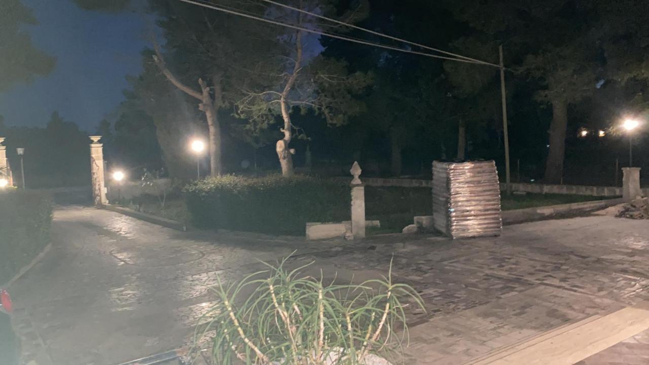 Villa L'Ottagono Con Cucina Parcheggio Privato Telecamerizzato E Wifi Gioia Del Colle Exterior photo