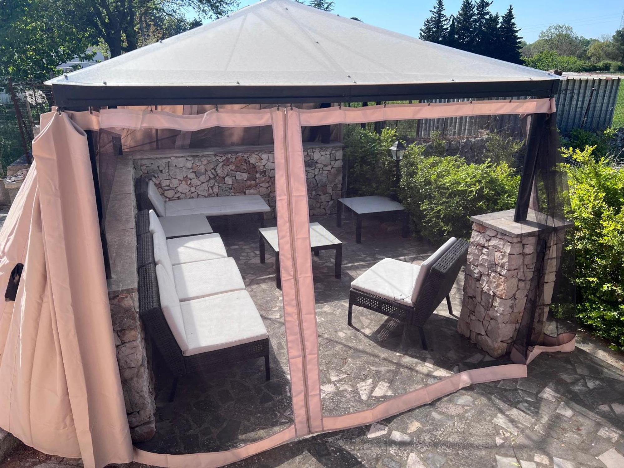 Villa L'Ottagono Con Cucina Parcheggio Privato Telecamerizzato E Wifi Gioia Del Colle Exterior photo
