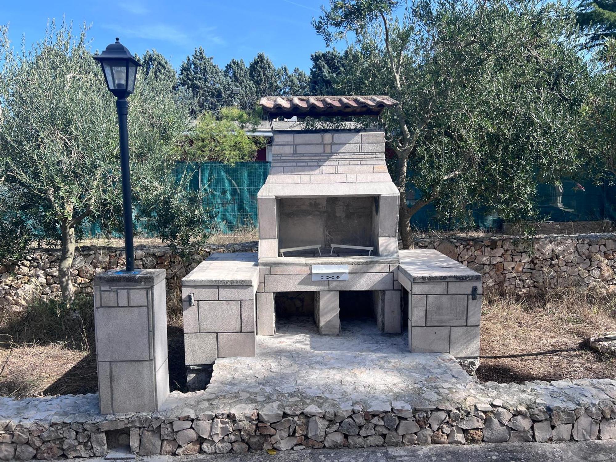 Villa L'Ottagono Con Cucina Parcheggio Privato Telecamerizzato E Wifi Gioia Del Colle Exterior photo